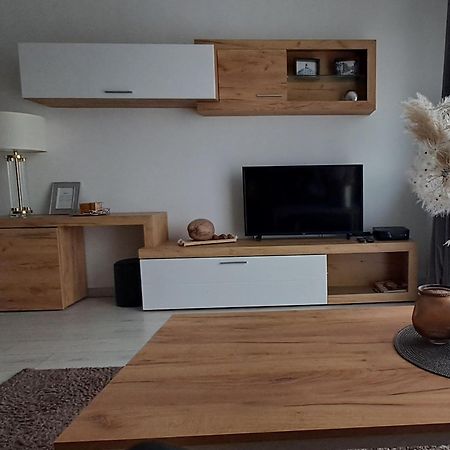 Apartament-Sweet Night لوبين المظهر الخارجي الصورة